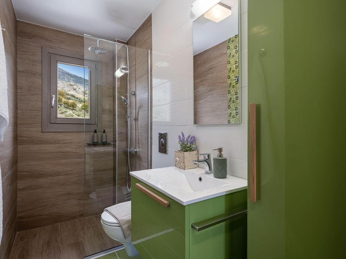 Villa Amavi - Private Heated Pool Kato Asites エクステリア 写真